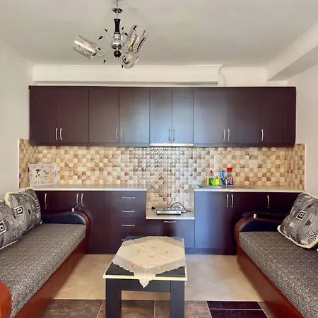 Marina Seaside Apartment *