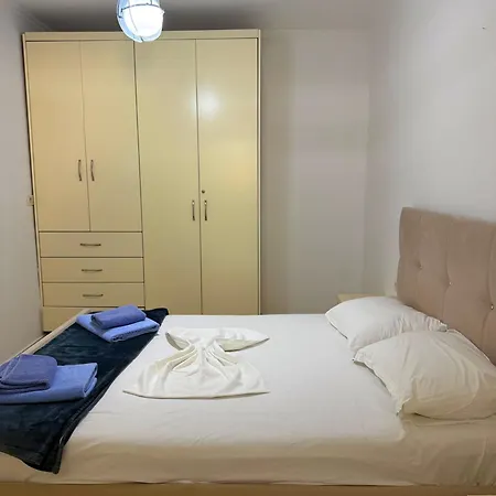 Marina Seaside Apartman
