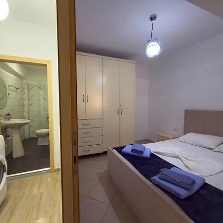 Marina Seaside Apartment Sarande
